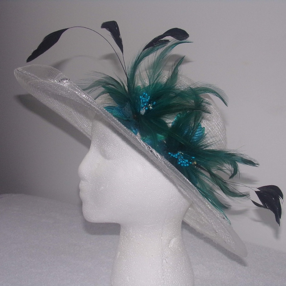 Women's fashion / Derby Hat